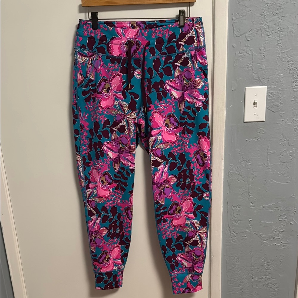 EUC Lilly Pulitzer Luxletic Jogger Sweatpants.  Size L.